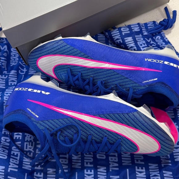 Nike Air Zoom Mercurial Vapor XVI Elite FG Size Soccer Cleats 9.5